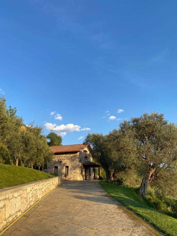 Villa Bujtina Salko Mucaj Exterior foto